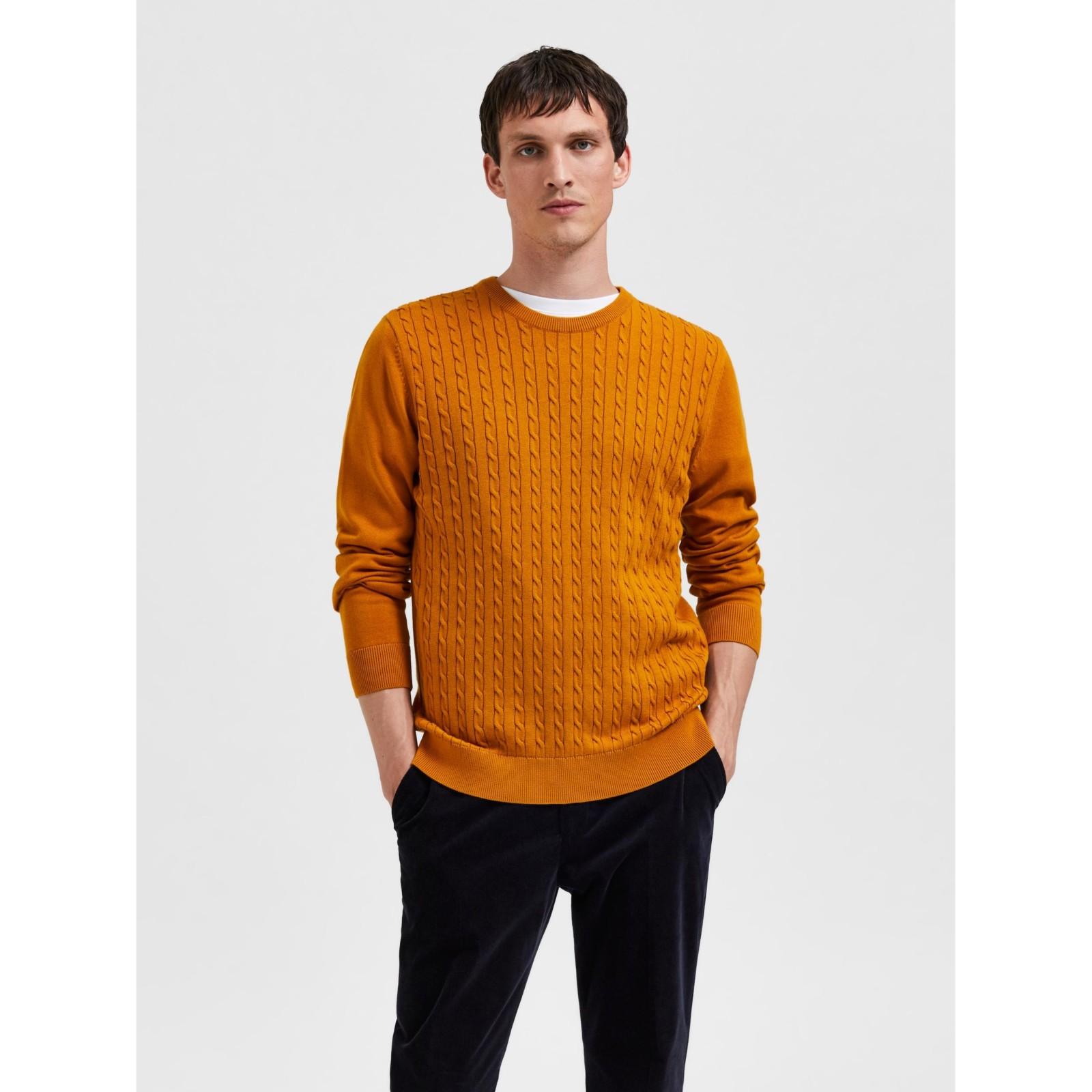 SELECTED-HOMME_aiko-knit-cable-crew-neck_sinapinkeltainen_3996492_16086736
