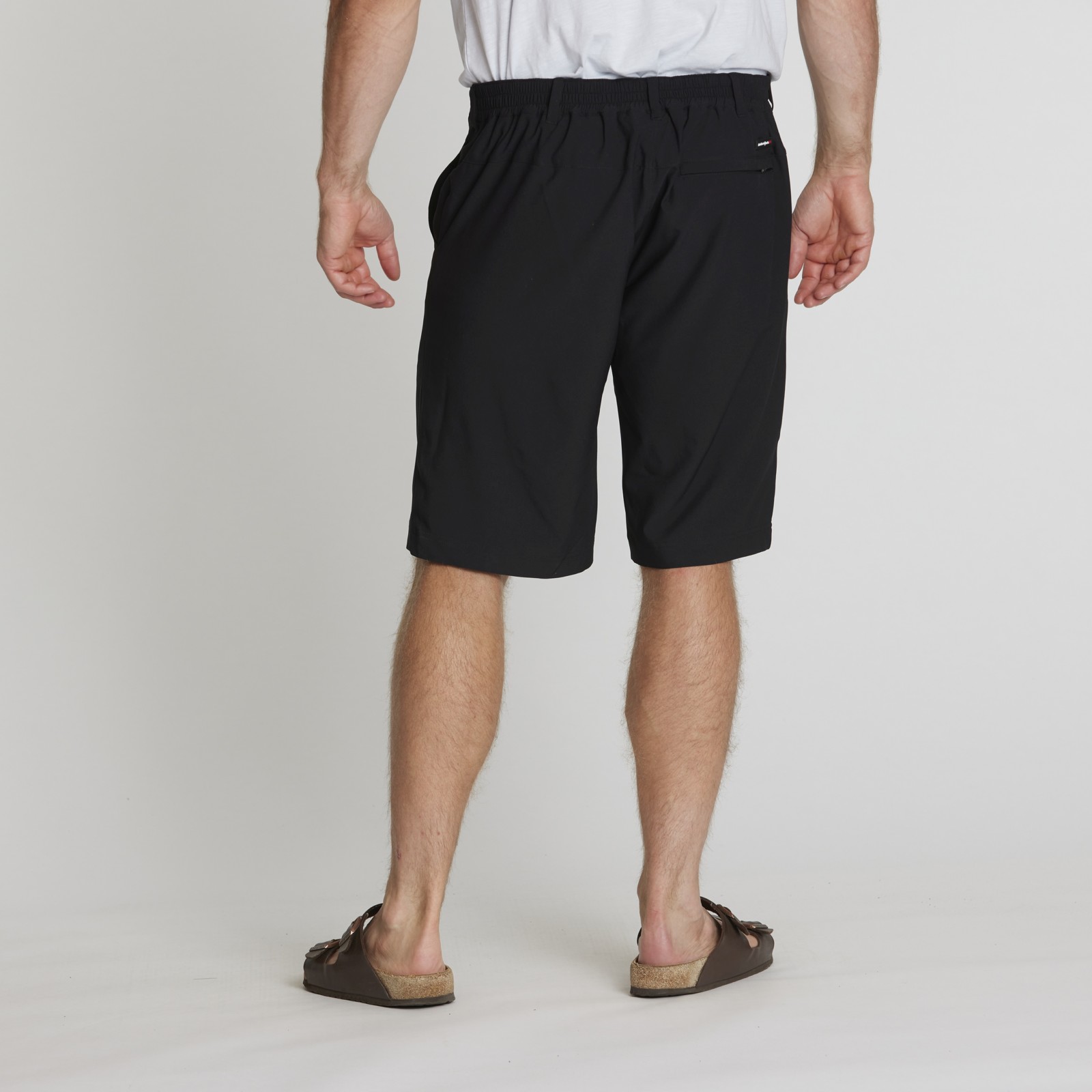 All-size_ACG_tekninen-shortsi_31182._musta_B-0099-Black