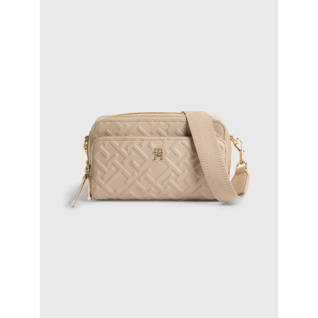 Tommy-Hilfiger_iconic-tommy-camerabag_hiekka_AW0AW15208ABO_
