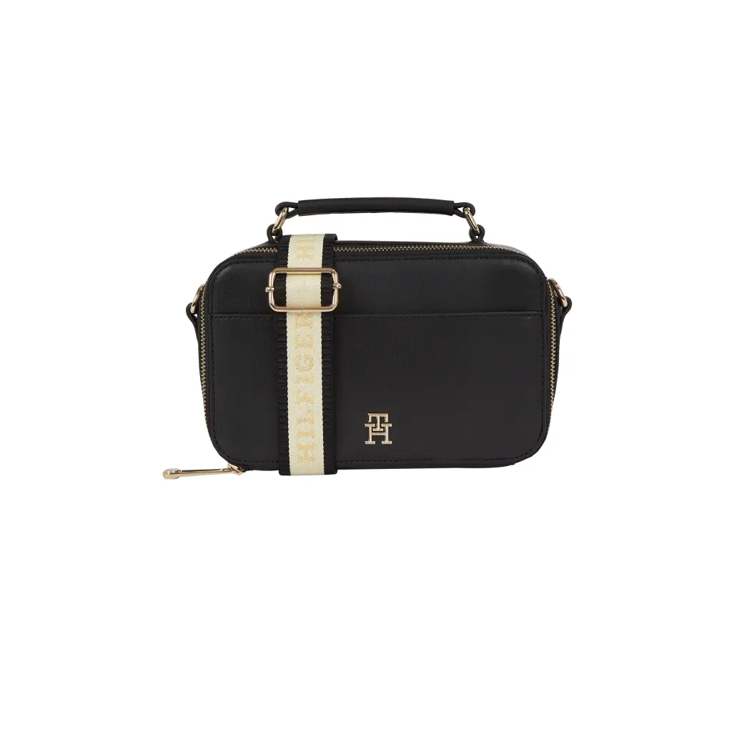 Tommy-Hilfiger_iconic-tommy-camera-bag_musta_AW0AW15689BDS