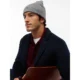 Tommy-Hilfiger-miesten-harmaa-neulepipo-logolla