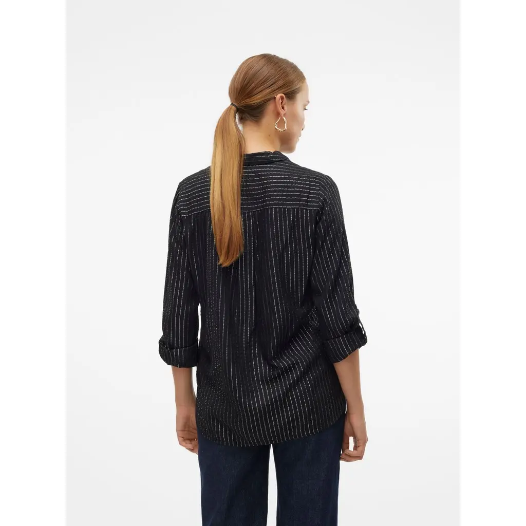 VERO-MODA-naisten-musta-kauluspaita-hopealla-glitteriraidalla