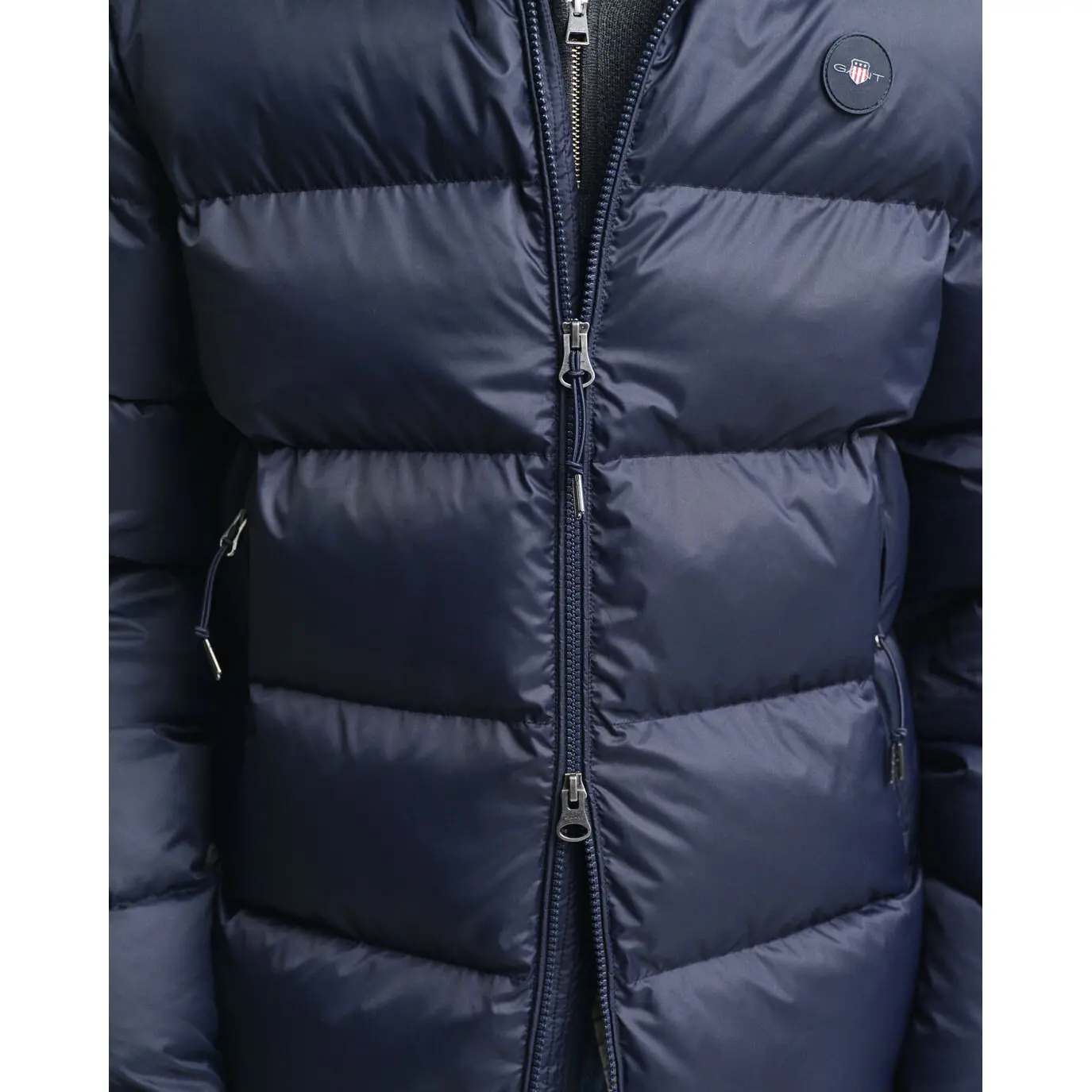 Gant_miesten-tummansininen-toppatakki_active-cloud-jacket_7006452-433