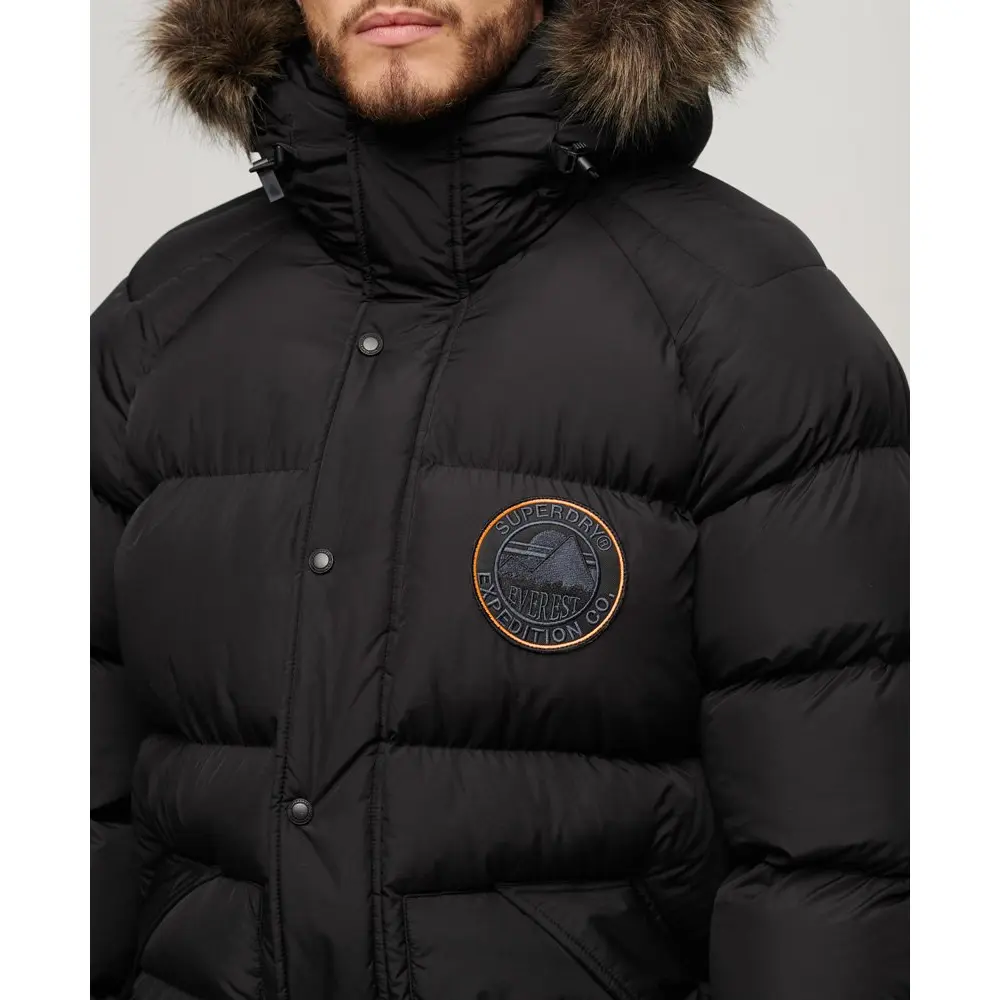 Superdry_miesten-musta-pidempi-toppatakki_everest-longline-toppatakki_M5011932A_12A