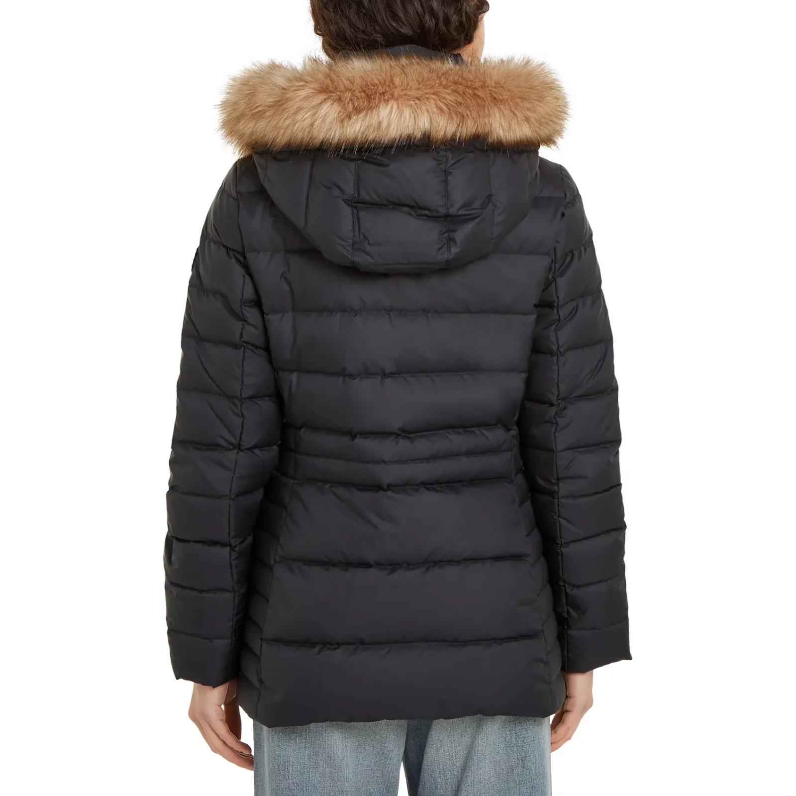 Tommy-Hilfiger_naisten-musta-lyhyt-vartalonmyotainen-untuvatakki_tyra-down-jacket_musta