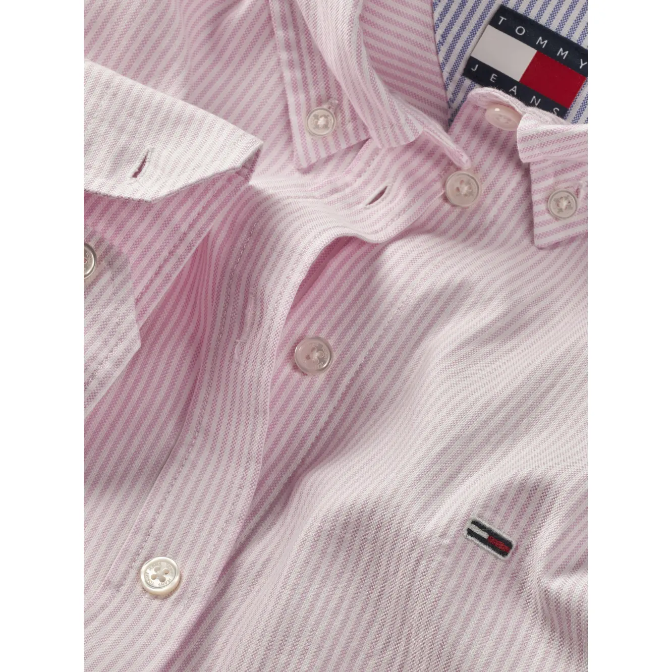 Tommy-Jeans_naisten-vaaleanpunainen-puuvillakauluspaita_oxford-kauluspaita_DW0DW19890_0D5