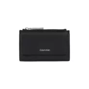 Calvin-Klein_must-zip-cardholder_musta-korttilompakko_BEH_K60K612941BEH_4-1.webp