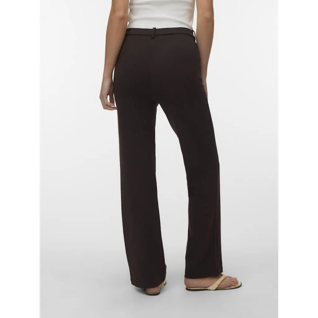VERO-MODA-tummanruskeat-naisten-suoralahkeiset-siistit-housut