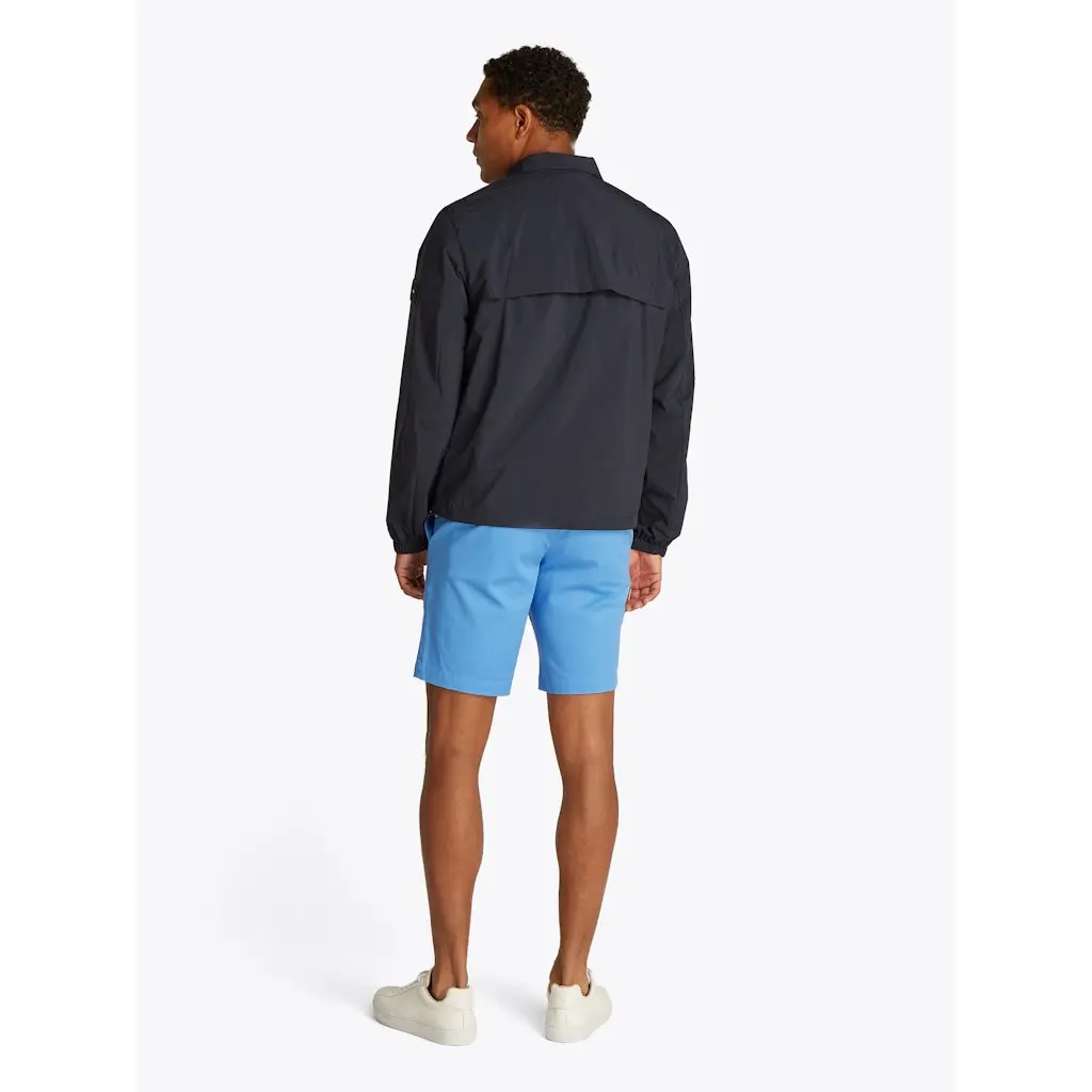 Tommy-Hilfiger_miesten-tummansininen-pusakkatakki_branded-blouson_tummasininne_SP2025_DW5_MW0MW39198DW5-1.webp