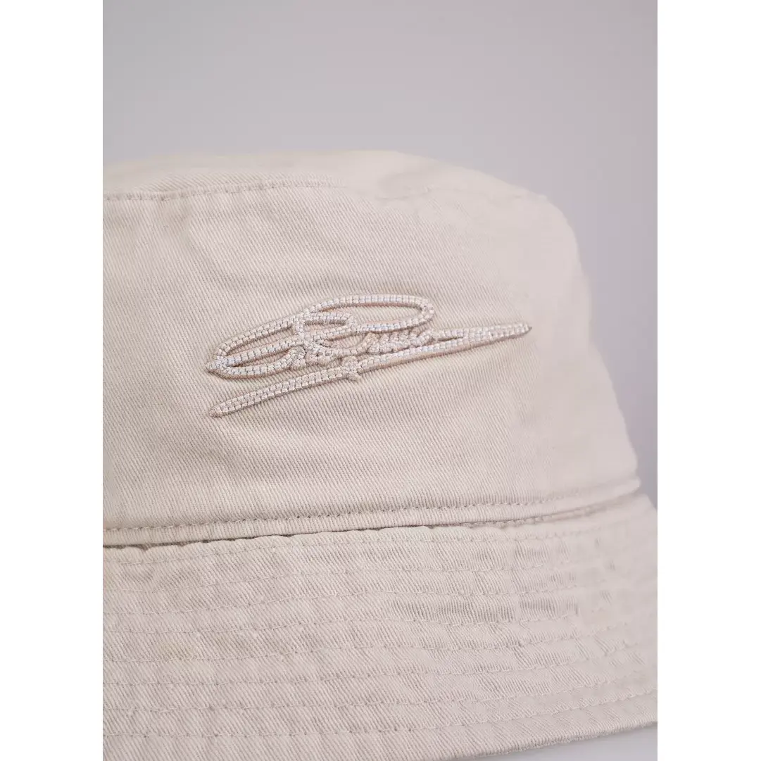 Pelle-P_beige-kalastajanhattu_Signature-washed-hat-bucket-hat