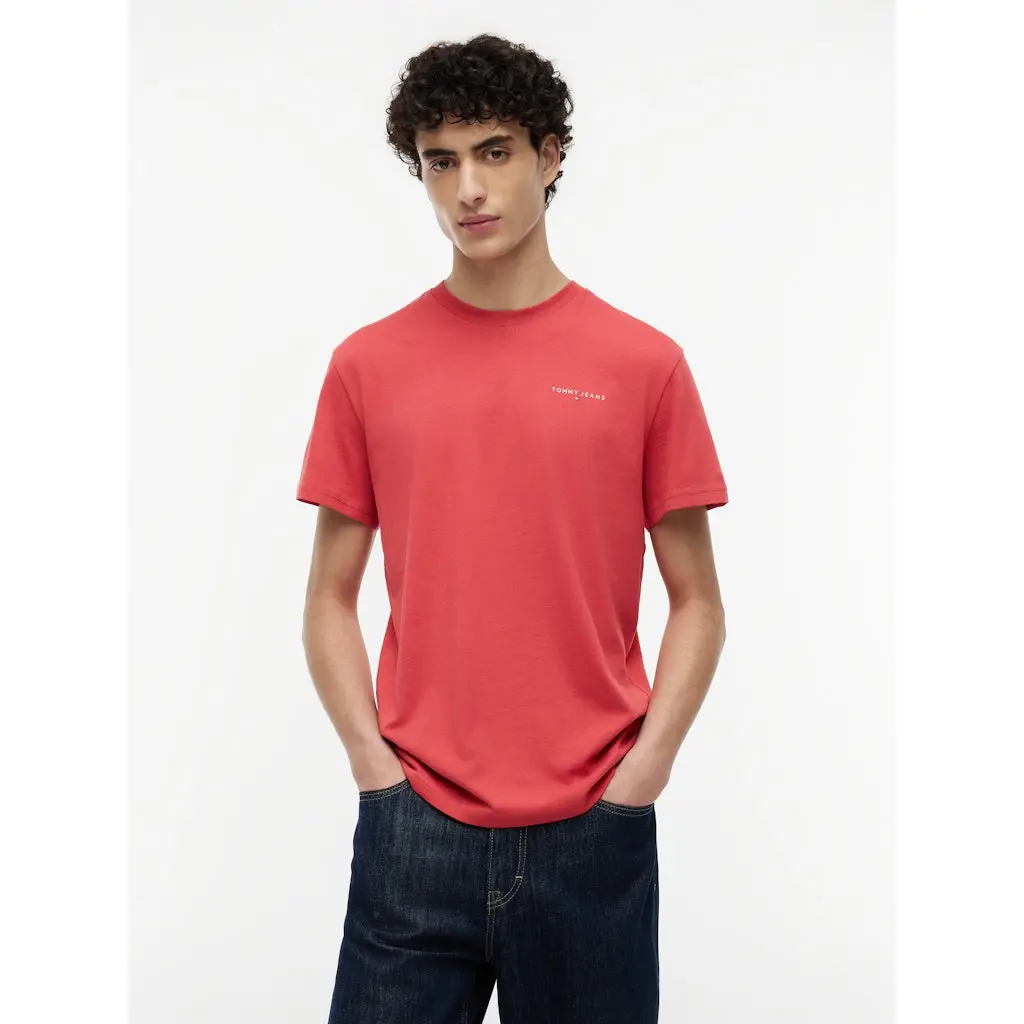 Tommy-Jeans-miesten-punainen-logot-paita