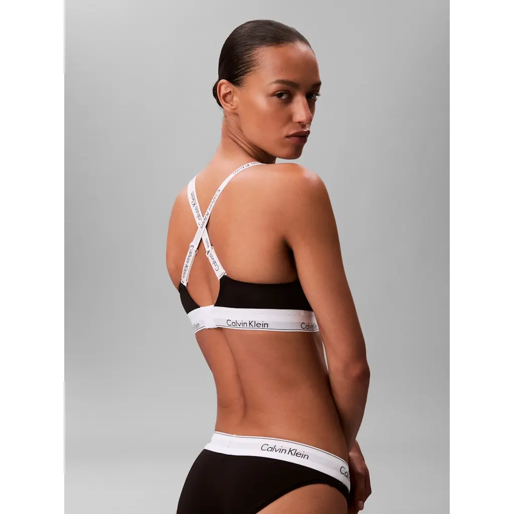 Calvin-Klein_naisten-mustat-kevyesti-topatut-rintaliivit