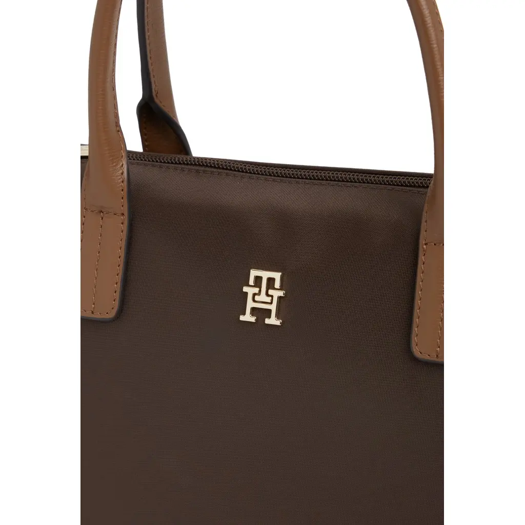 Tommy-Hilfiger-naisten-tummanruskea-nailon-laukku