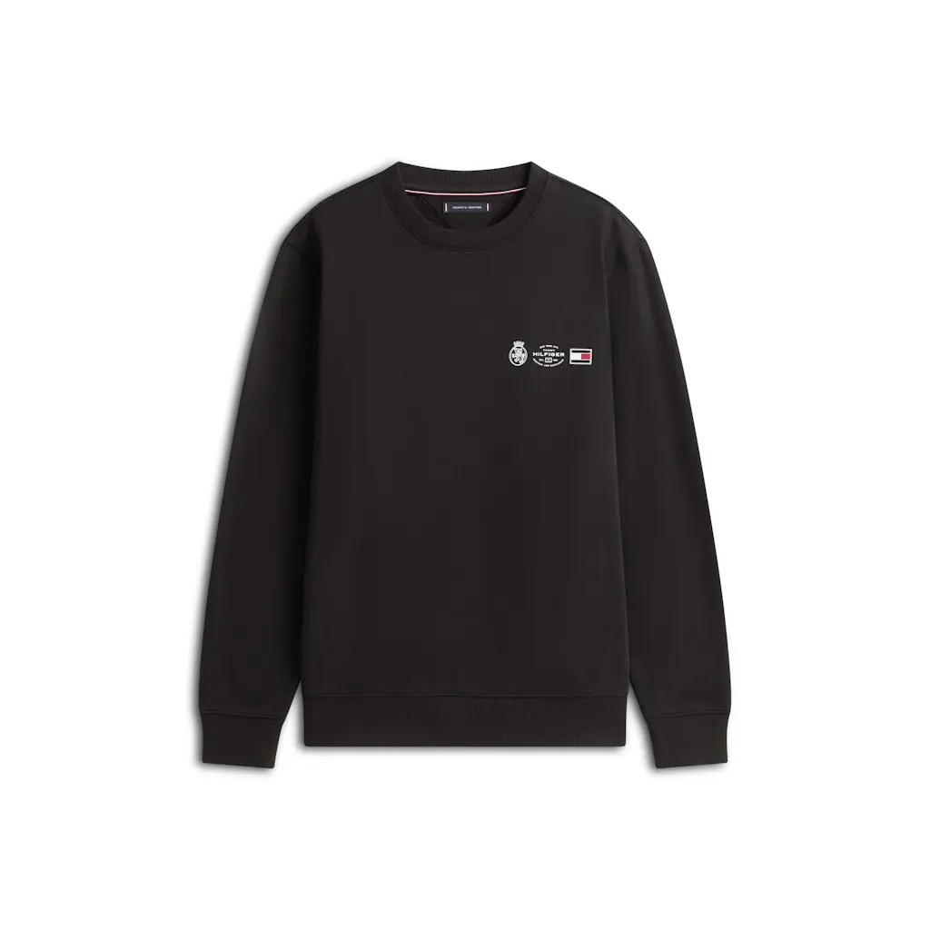 Tommy-Hilfiger_miesten-musta-collegepaita_FA2025_BDS_MW0MW40863BDS