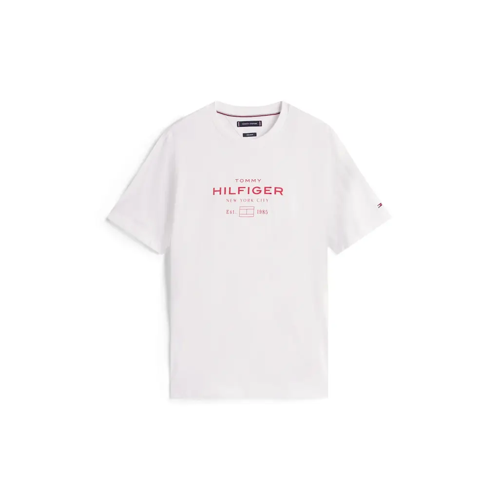 Tommy-Hilfiger_miesten-valkoinen-t-paita_hilfiger-stack-graphic-t-shirt