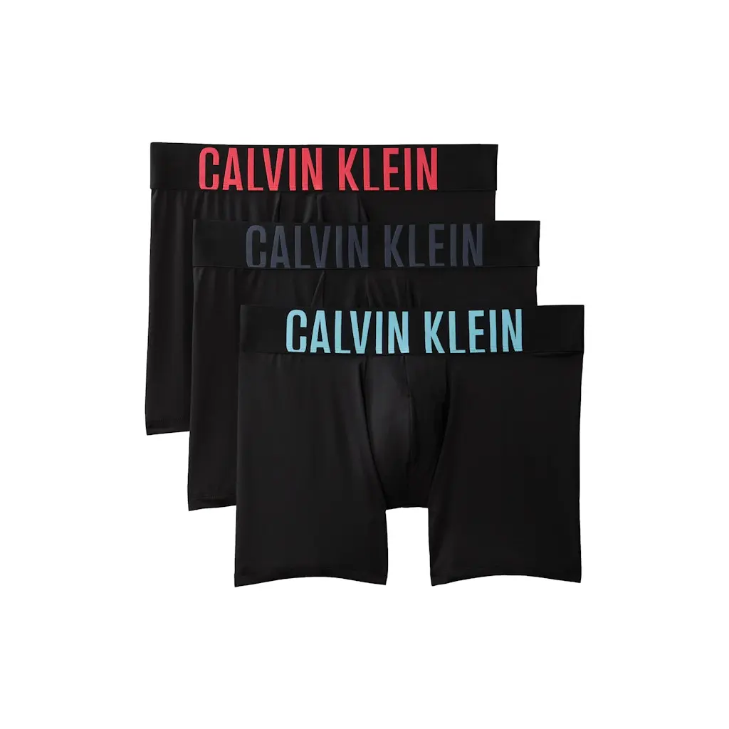 Calvin-Klein_miesten-mustat-boxerit-joustavalla-kuminauharesorilla-ja-logokirjailulla_kolmen-kappaleen-boxeripakkaus