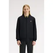 Fred-Perry_miesten-musta-bomberitakki-vetoketjukiinnityksella