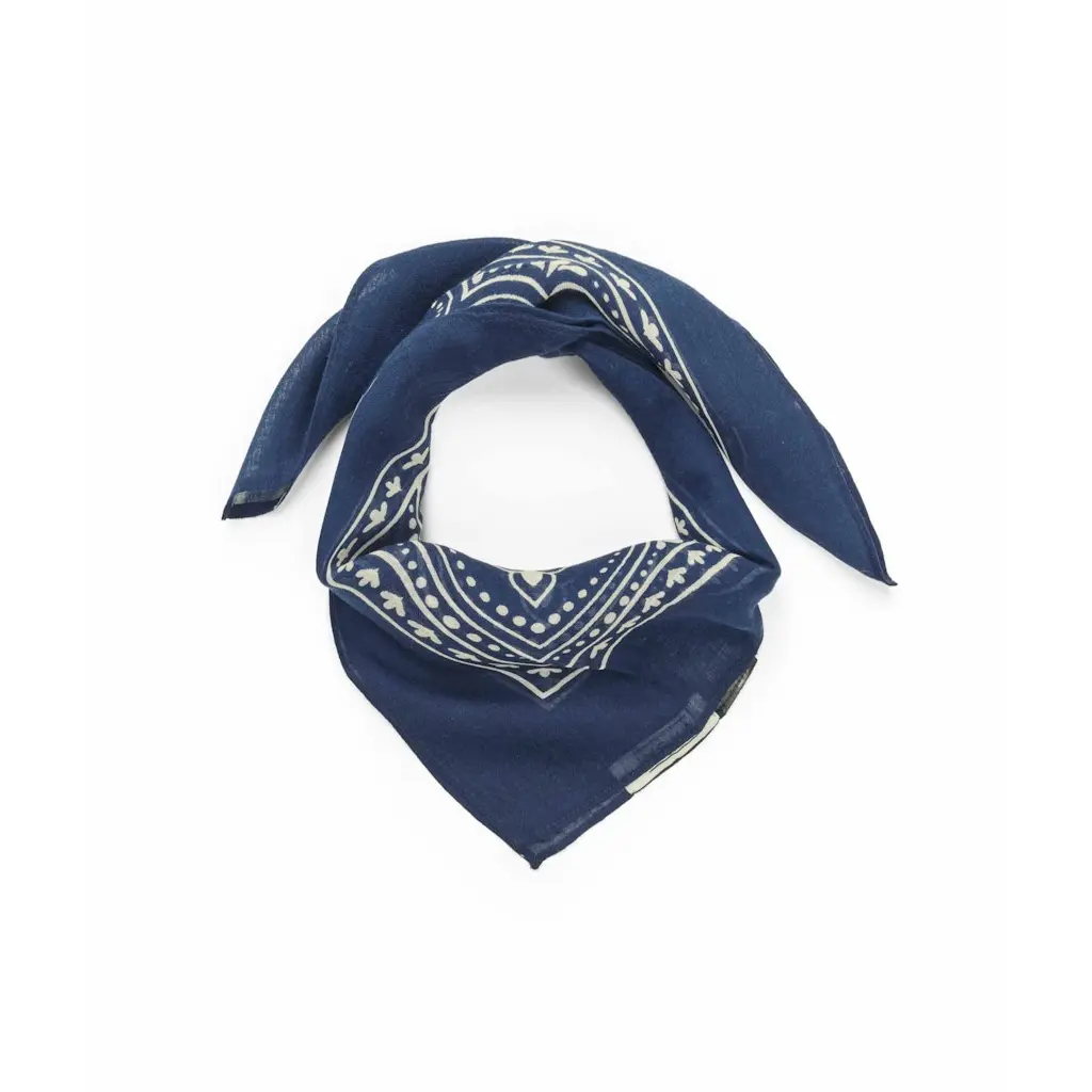 Masai_tummansinein-bandanahuivi_sinivalkoinen-kuviollinen-puuvillahuivi_