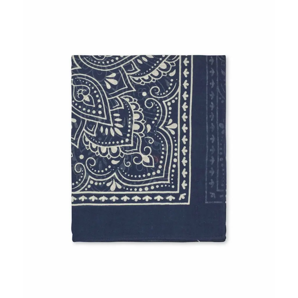 Masai_tummansinein-bandanahuivi_sinivalkoinen-kuviollinen-puuvillahuivi_