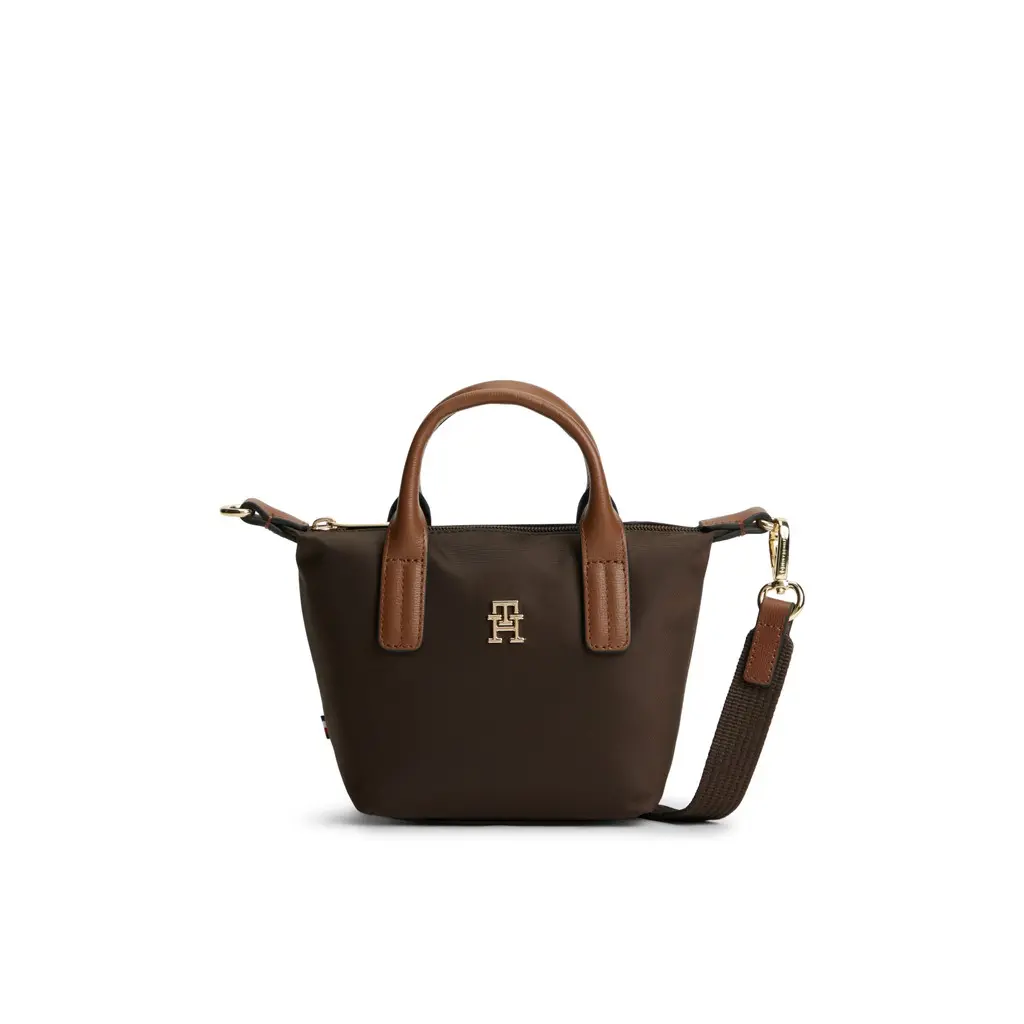 Tommy-Hilfiger-pieni-tummanruskea-nailon-laukku-lyhylla-kantokahvoilla-ja-pitkalla-olkahihnalla