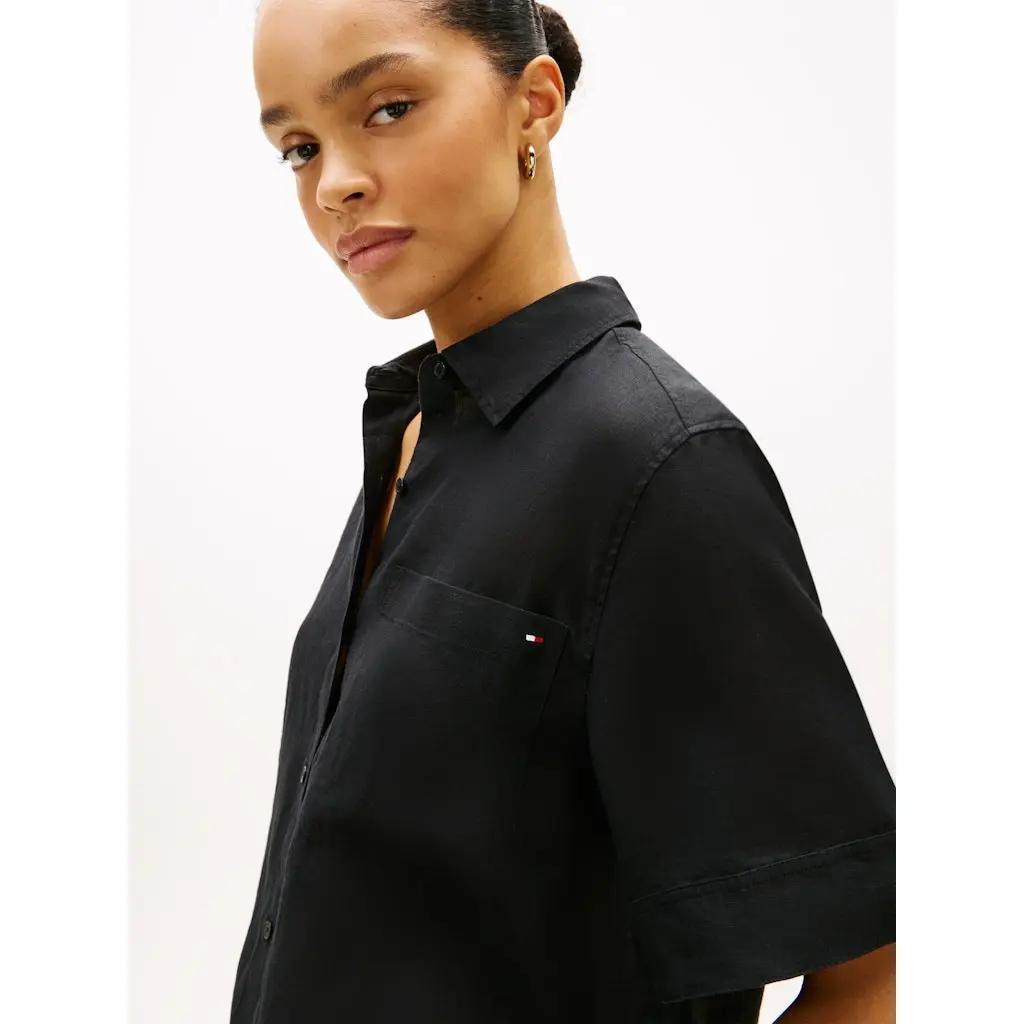 Tommy-Hilfiger_naisten-musta-rento-pellavapusero-lyhyella-hihalla