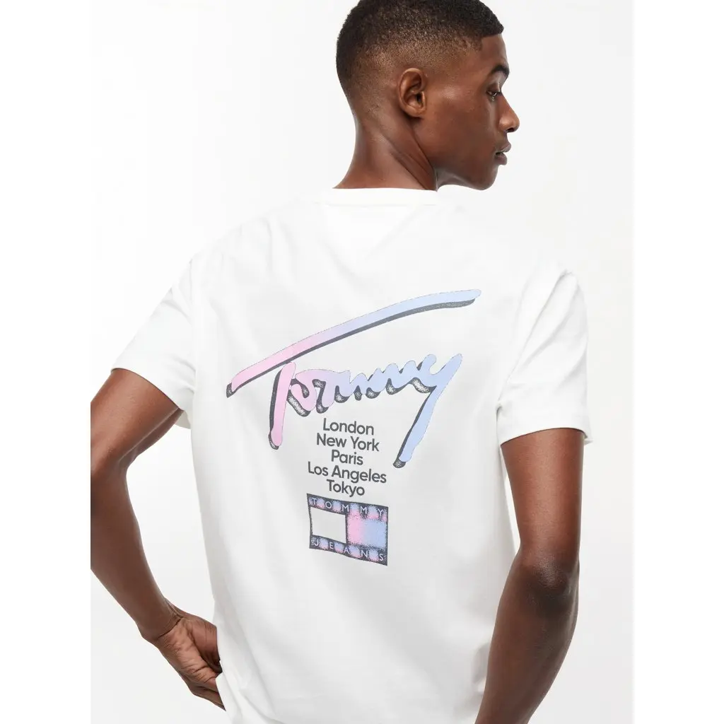 Tommy-Jeans-miesten-valkoinen-puuvillainen-t-paita-selkaprintilla