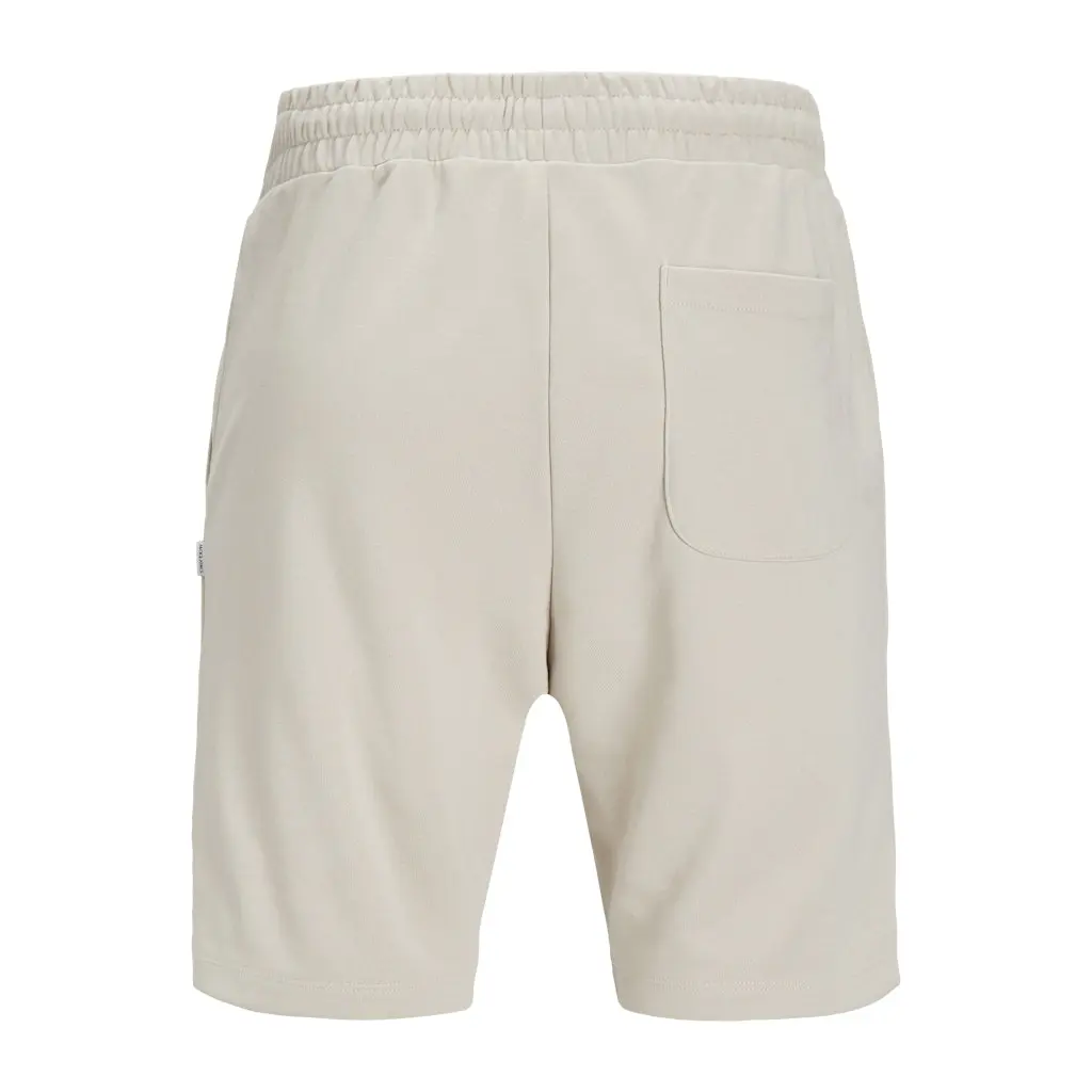 JACKJONES-miesten-beigen-savyiset-polvimittaiset-rennot-colelgeshortsit
