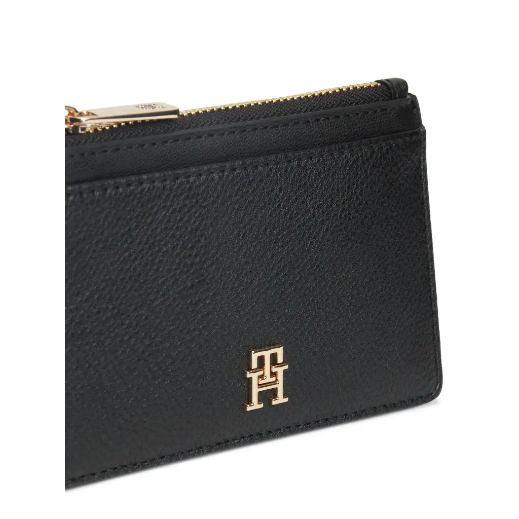 Tommy-Hilfiger_naisten-musta-pieni-korttilompakko