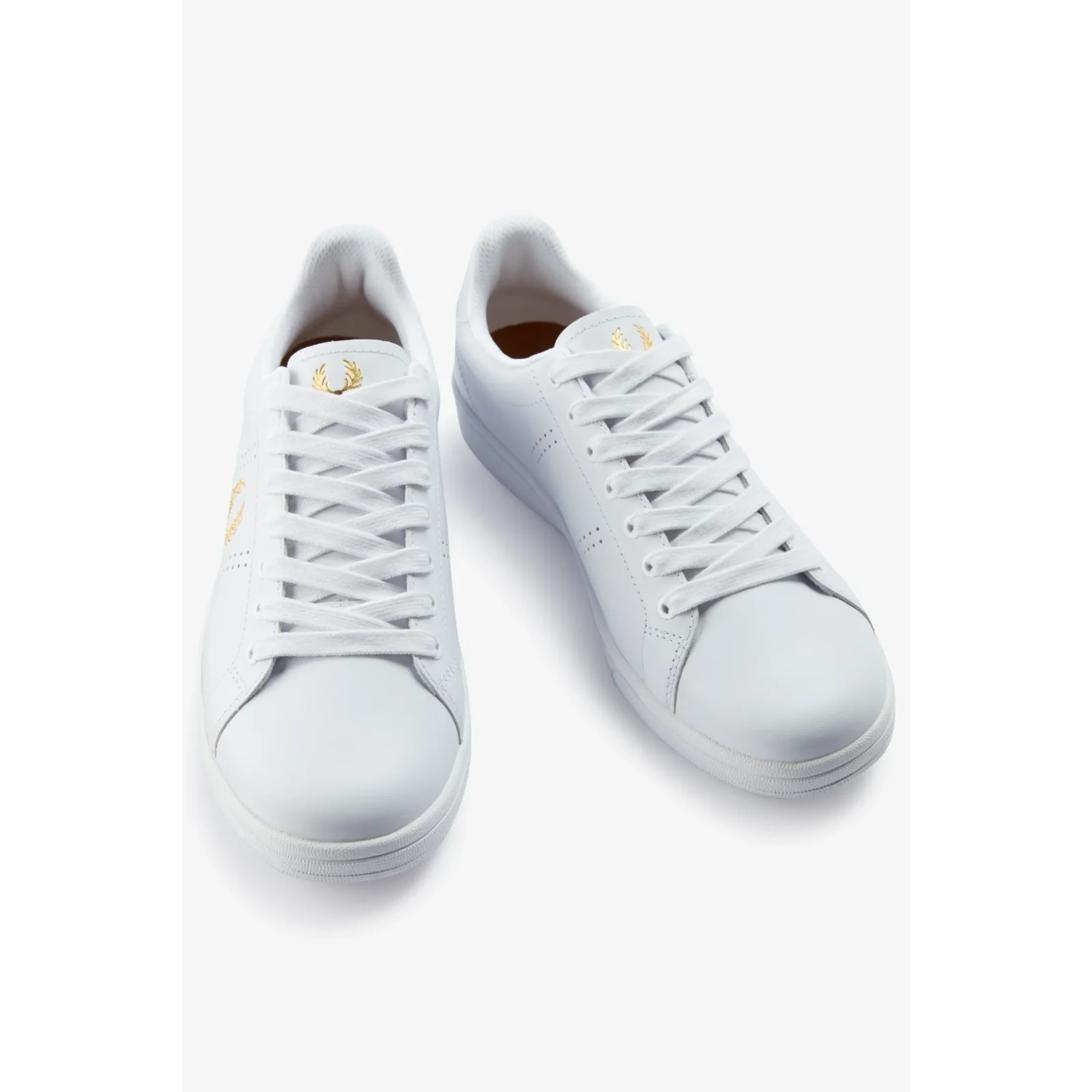 Fred-Perry-miesten-nahkaiset-valkoiset-nauhalliset-tennarit