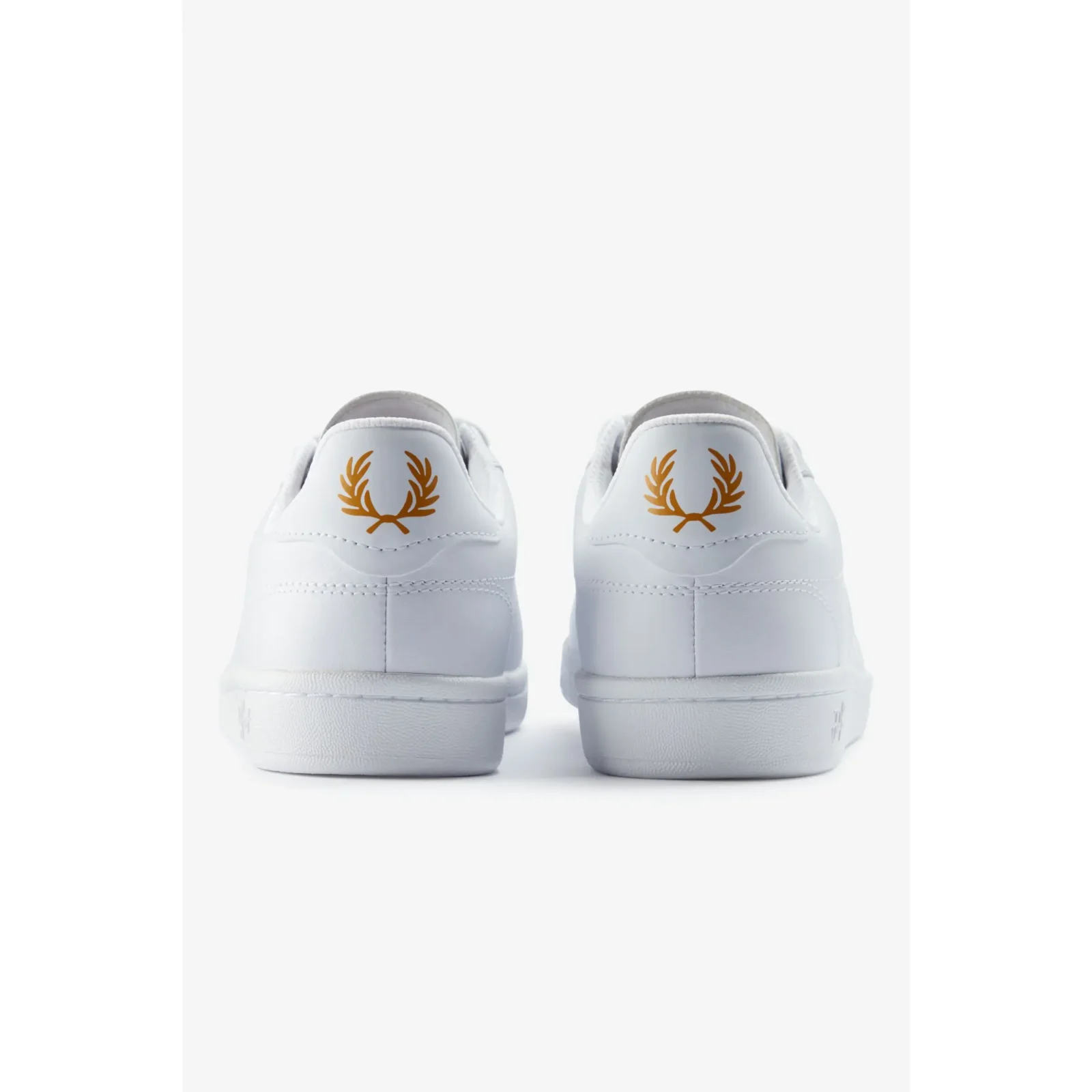Fred-Perry-miesten-nahkaiset-valkoiset-nauhalliset-tennarit