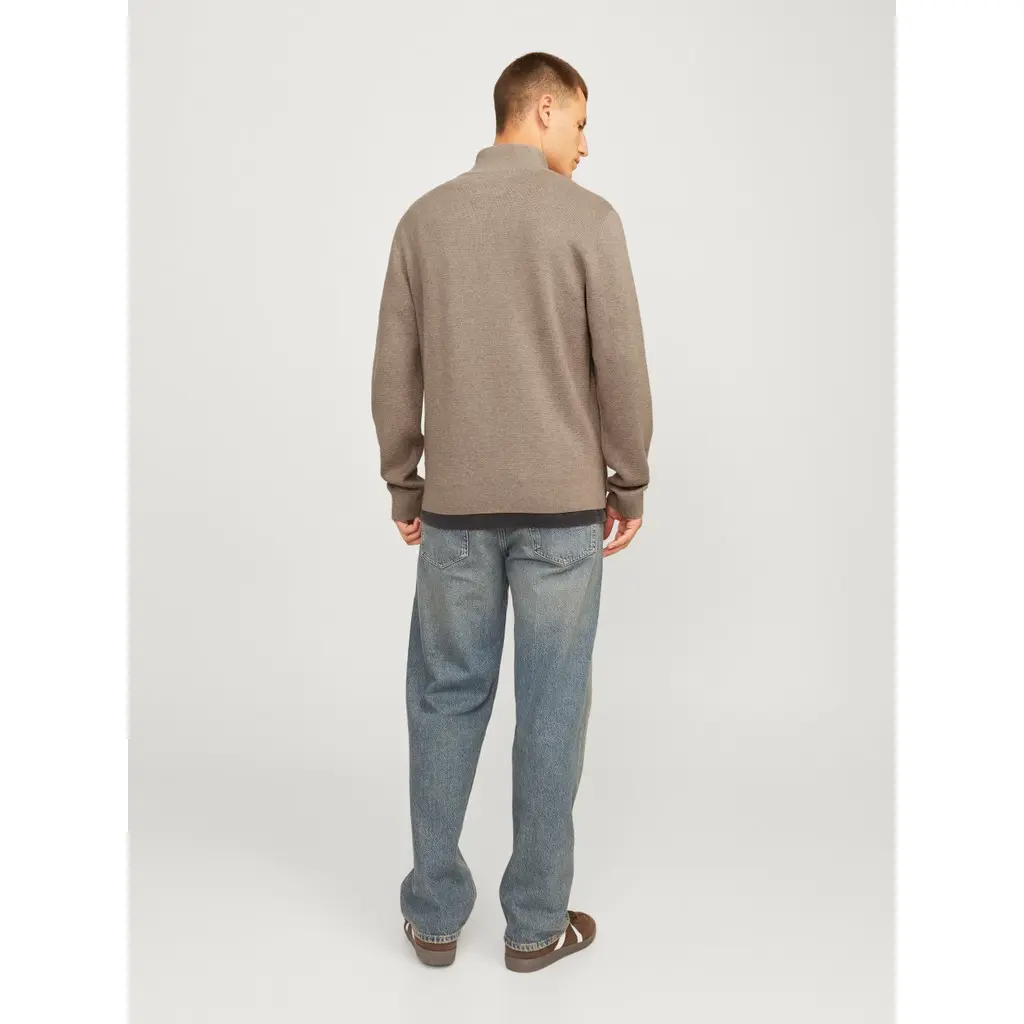 JACKJONES-miesten-beige-neulepaita-pystykauluksella-ja-puolivetoketjulla-12259664