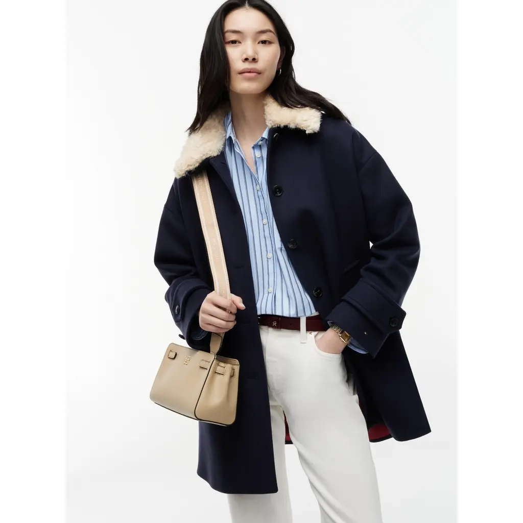 Tommy-Hilfiger-naisten-beige-crossover-olkalaukku