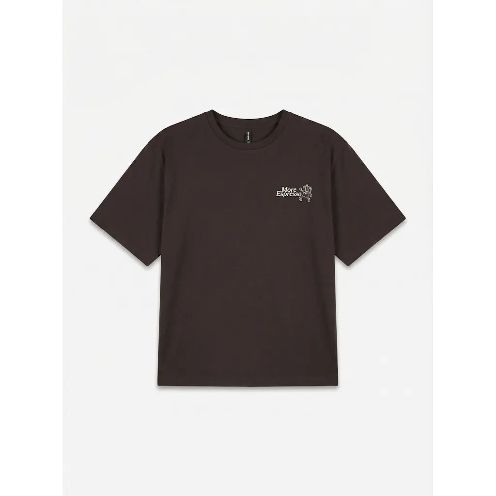 VERO-MODA_kahvinruskea-oversize-mallinen-printtit-paita