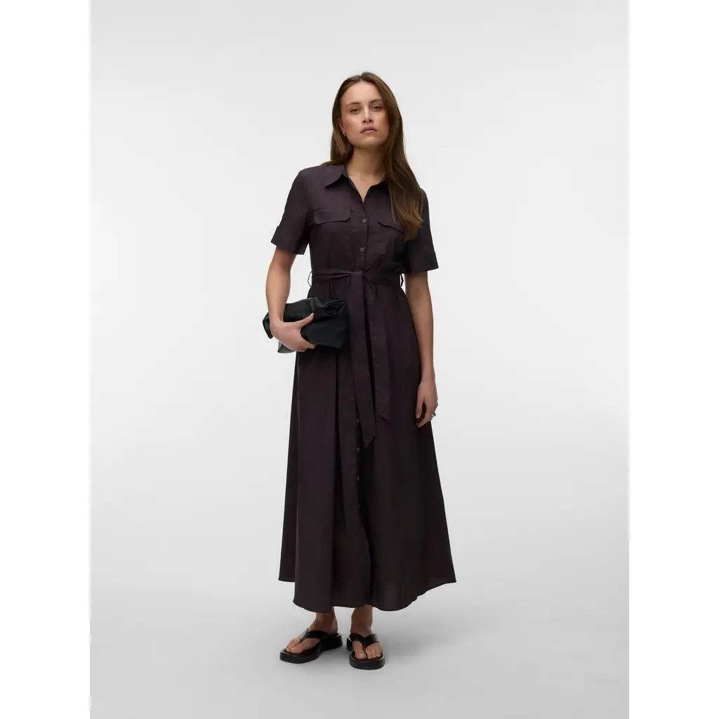 VERO-MODA_suklaanruksea-paitismekko