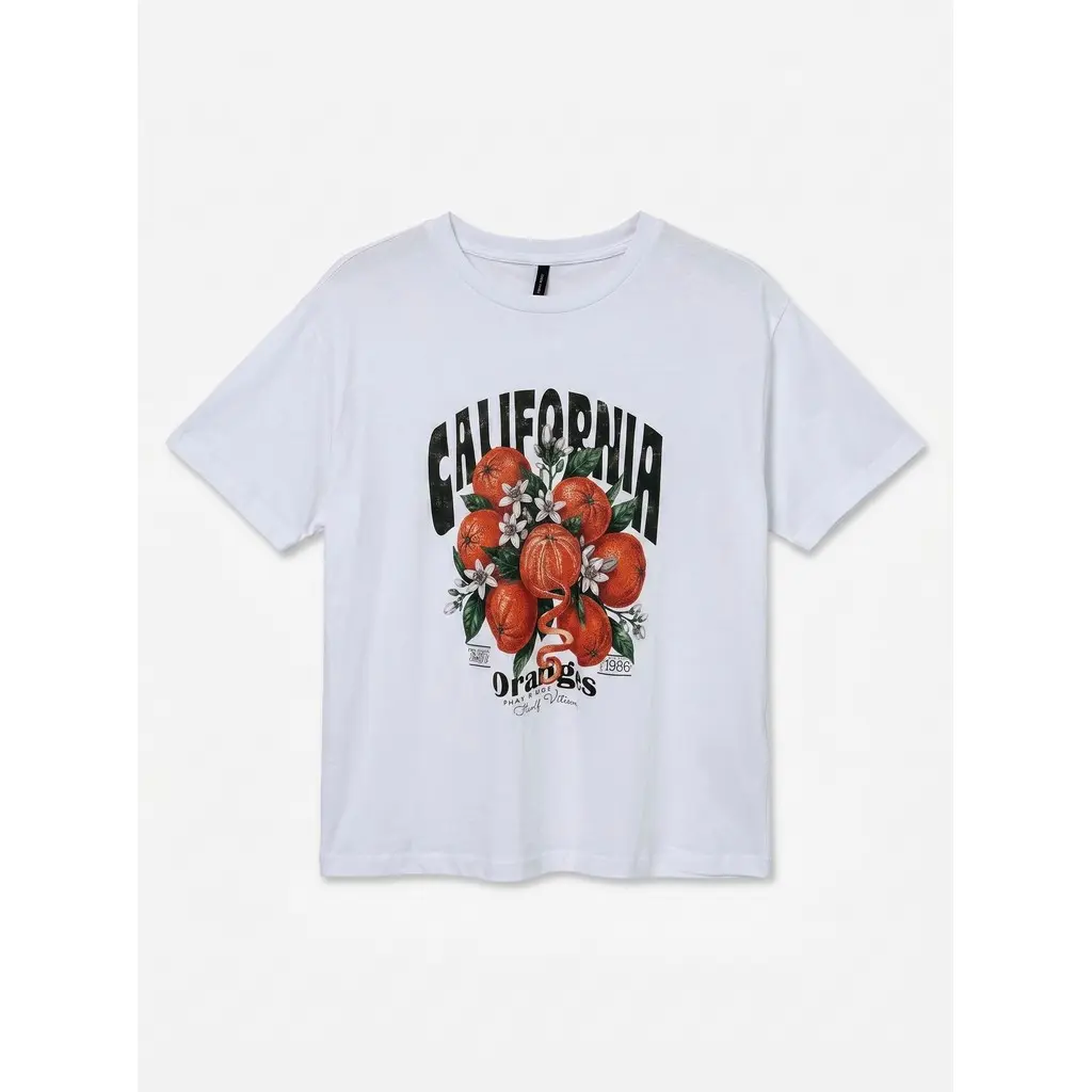 VERO-MODA_valkoinen-oversize-mallinen-printtit-paita_10352517
