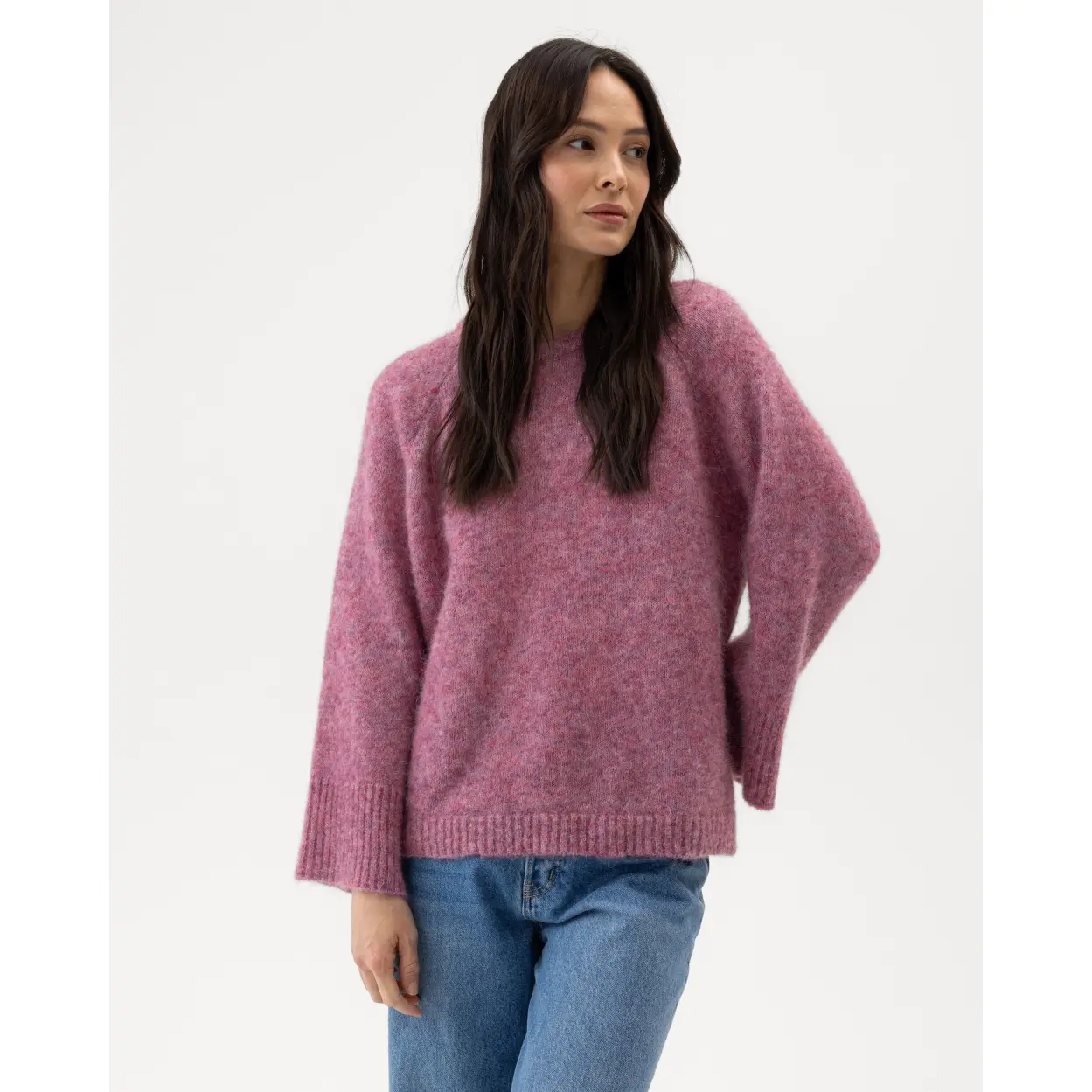 Holebrook_Tindra-pinkin-savyinen-alpakkamohair-neule naisille