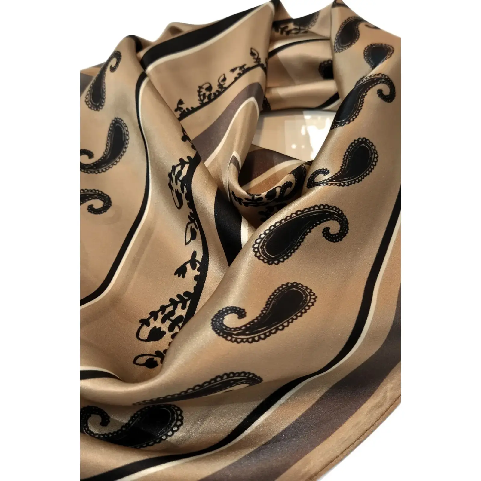 Nalani-silkkihuivi-820-beige-lahikuva.