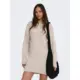 ONLY-vaalean-beige-nasiten-rento-neulemekko-pystykauluksella-ja-polvimittaisella-helmalla_