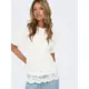 ONLY-valkoinen-naisten-t-paita-pitsihelmalla-15385031