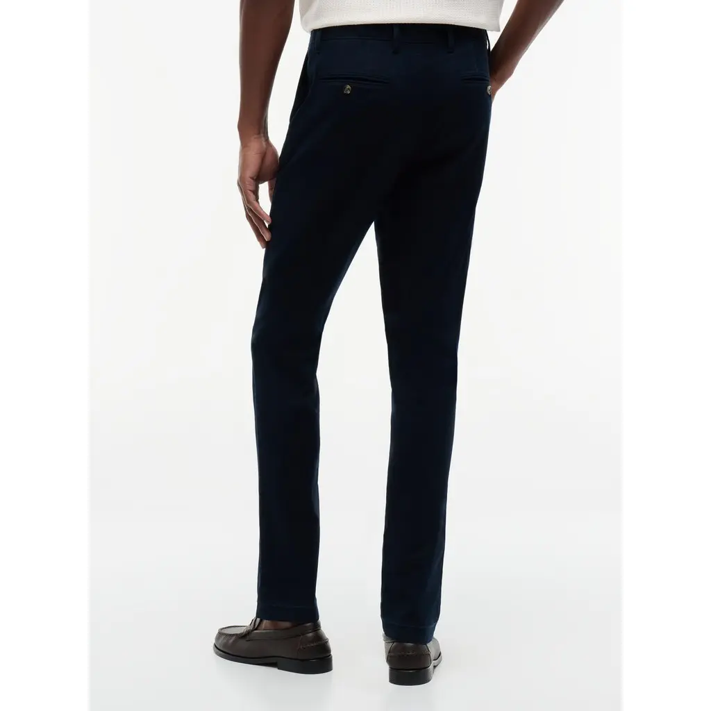 Tommy-Hilfiger-miesten-tummansiniset-puuvillaiset-chinot