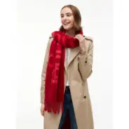 Tommy-Hilfiger-naisten-punainen-muhkea-ja-pitka-villahuivi