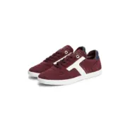 Tommy-Hilfiger-viinipunaiset-nasiten-varrettomat-rennot-tennarit-nauhakiinnityksella-ja-joustavalla-pohjallisella