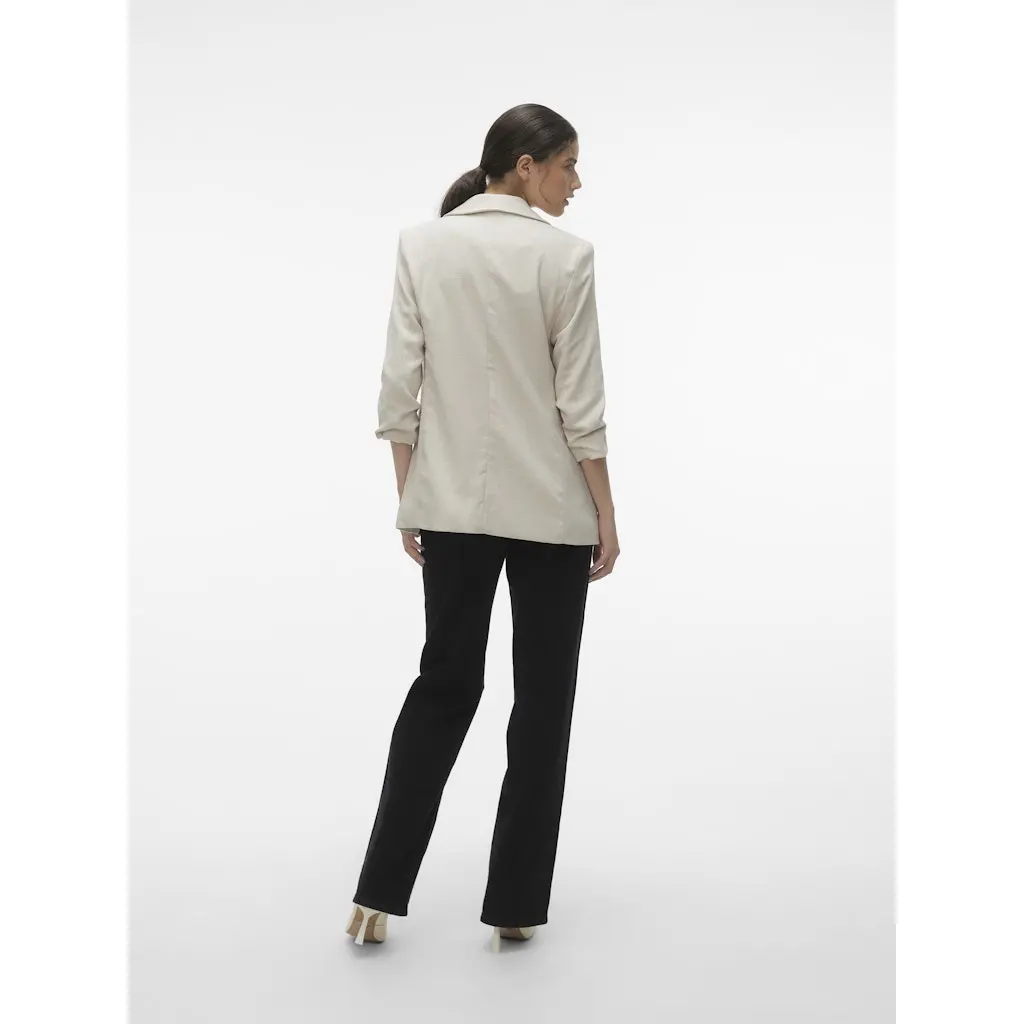 VERO-MODA-naisten-beige-rento-oversize-blazeri-vajaamittaisilla-hihoilla