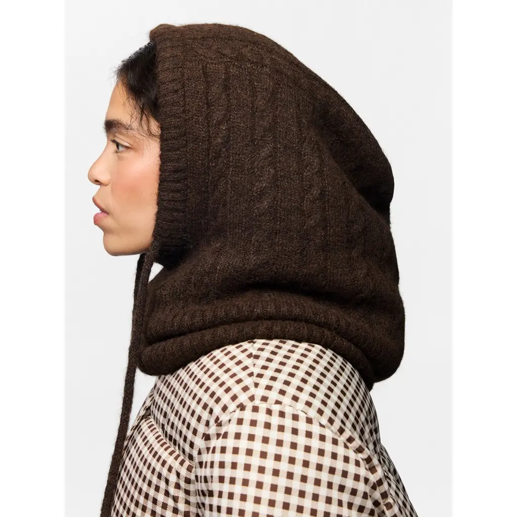 PIECES-tummanruskea-neulehuppu-balaclava