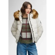 Superdry-valkoinen-naisten-lyhyt-bomberityylinen-toppatakki-muhkealla-hupulla-ja-keinokarvareunalla
