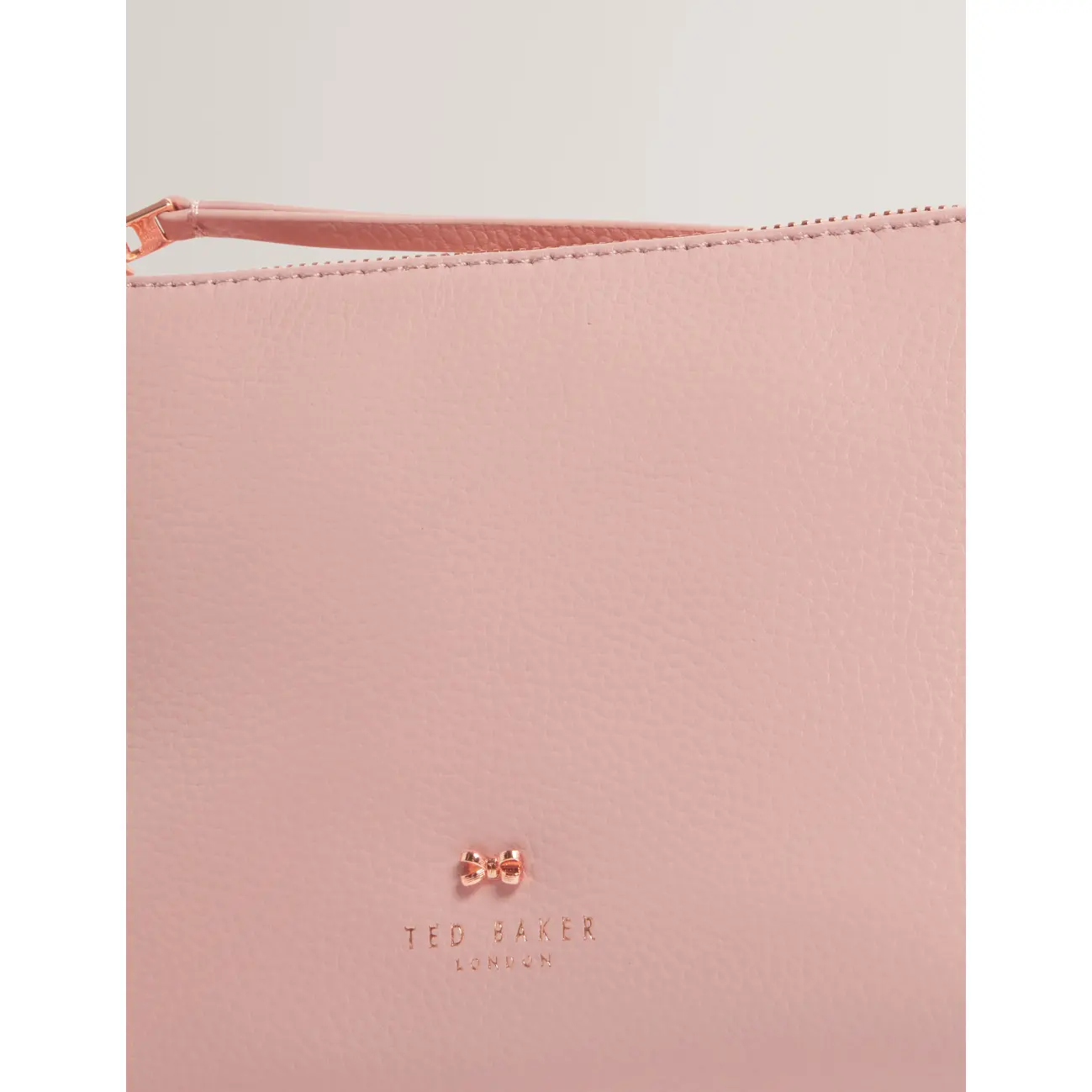 Ted-Baker-pinkki-meikkilaukku-S285630