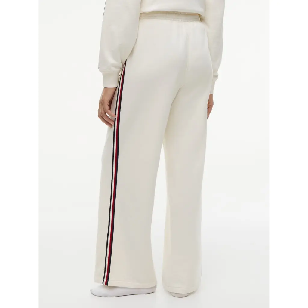 Tommy-Hilfiger-naisten-luonnonvalkoiset-levealahkeiset-collegehousut-kontrastiraidalla
