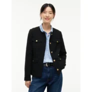 Tommy-Hilfiger-naistne-musta-jakku-kultaisin-napein