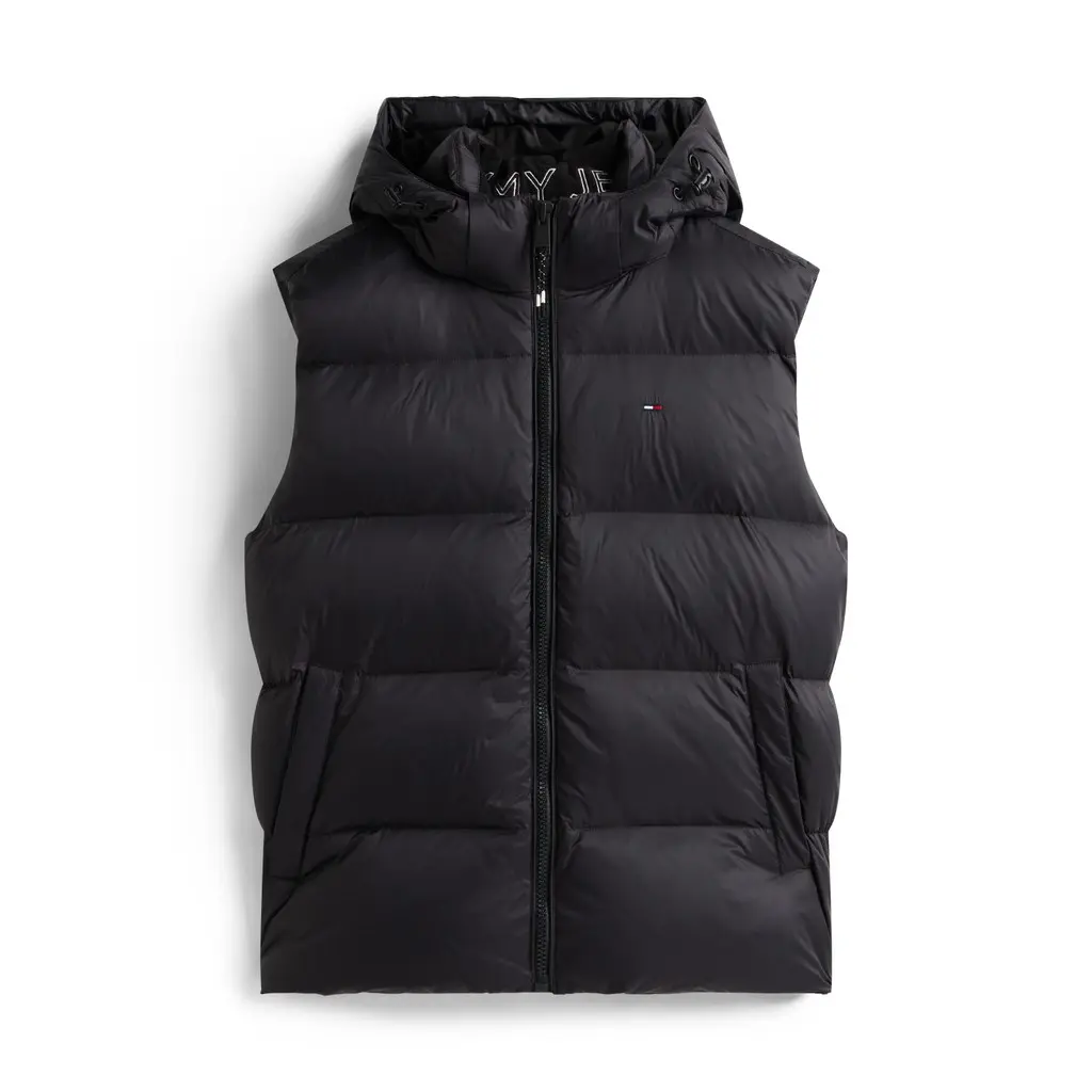 Tommy-Jeans-miesten-musta-lyhyt-toppalivii