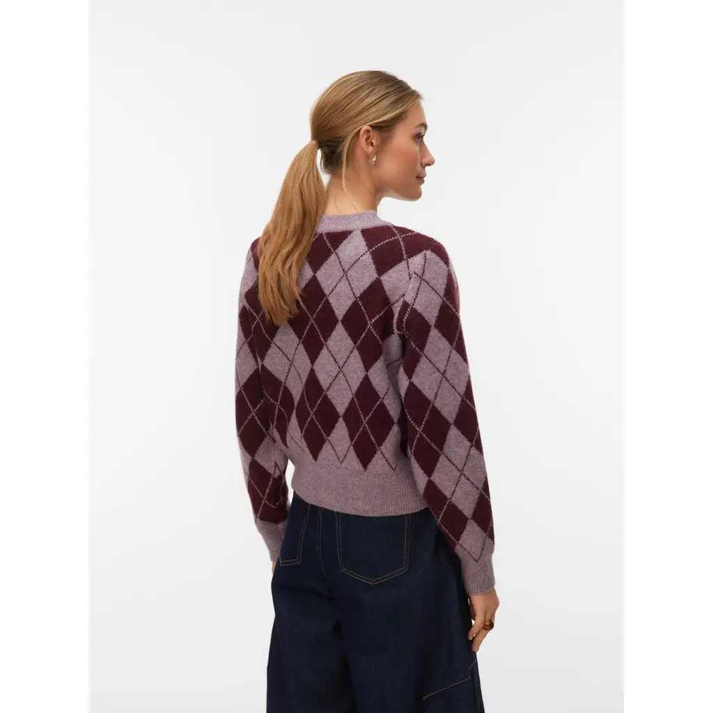 VERO-MODA-viininpunainen-ruudullinen-nappineuletakki